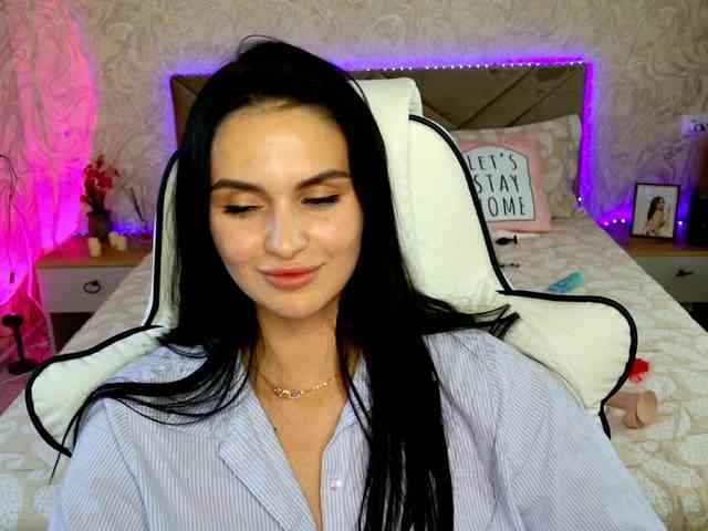 MilaSweety1 webcam