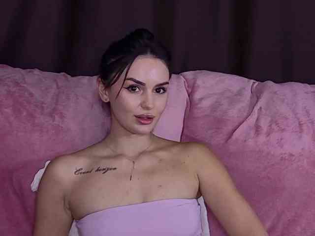 MilaSweety1 webcam