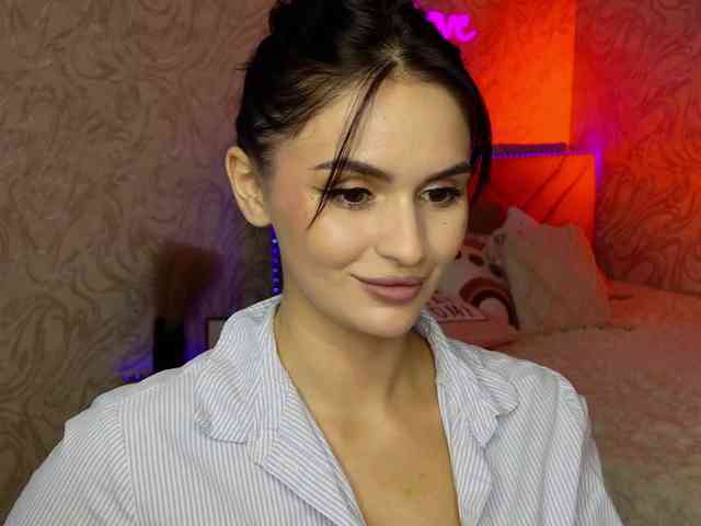 MilaSweety1 webcam