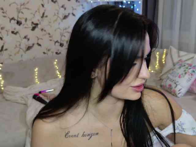 MilaSweety1 webcam
