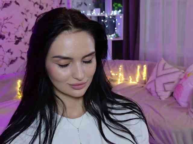 MilaSweety1 webcam