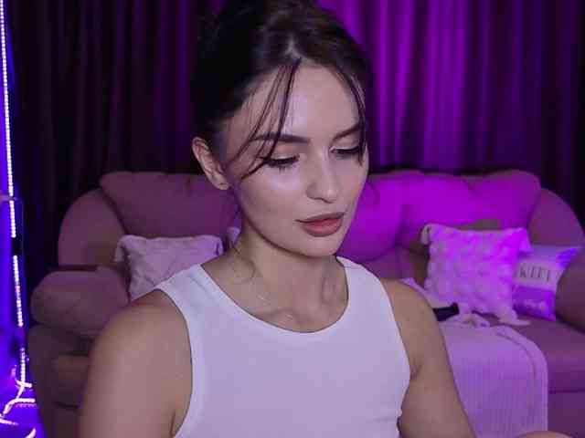 MilaSweety1 webcam