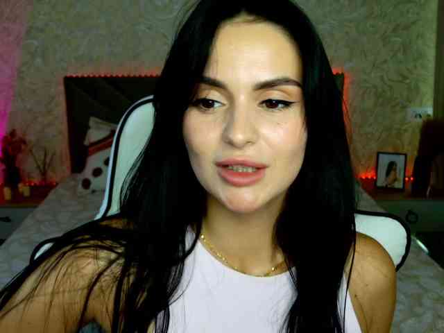 MilaSweety1 webcam