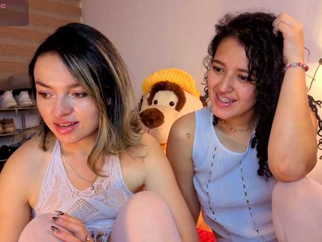 gema-n-aria live cam on BongaCams