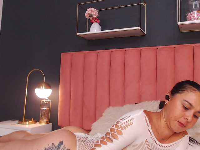 AmeliaRouge Прямой эфир на BongaCams
