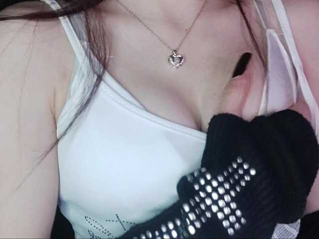JulianaNunsy live cam on BongaCams