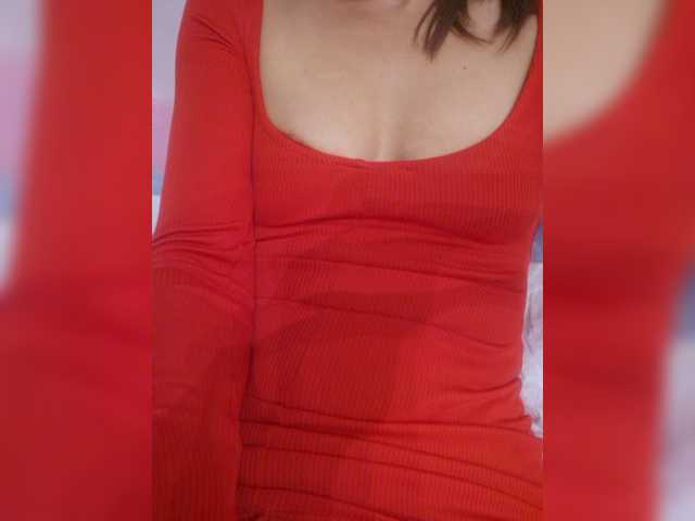 JuiCyPussyMos live cam on BongaCams