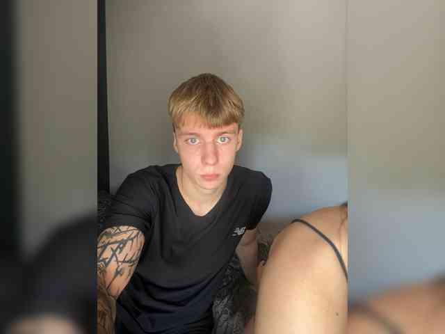 69kissme69 webcam