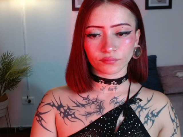 EvansLx live cam on BongaCams