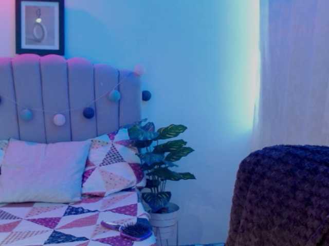 EvansLx live cam on BongaCams