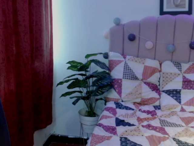 EvansLx live webcam show