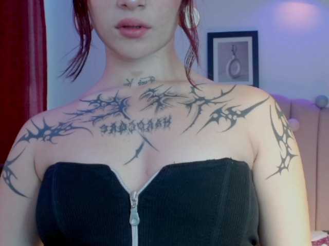 EvansLx live cam on BongaCams