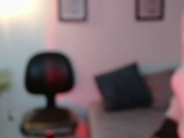 EvansLx live cam on BongaCams