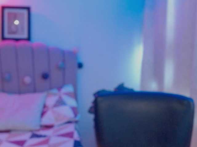 EvansLx live cam on BongaCams