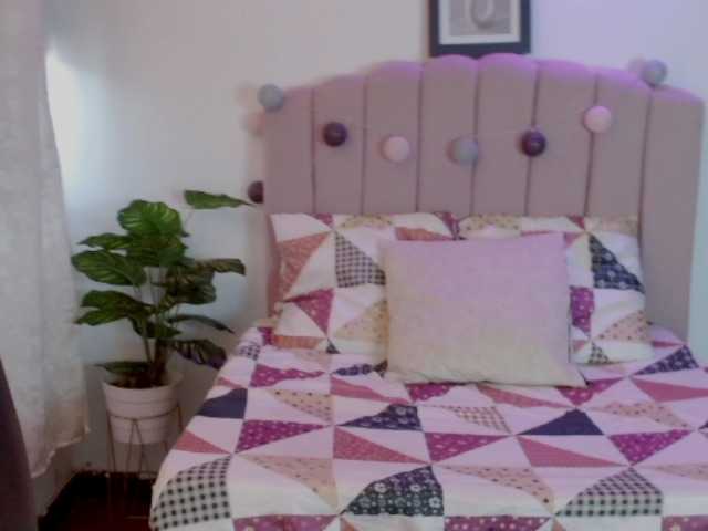EvansLx live cam on BongaCams