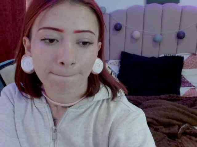 EvansLx Live Webcam on BongaCams