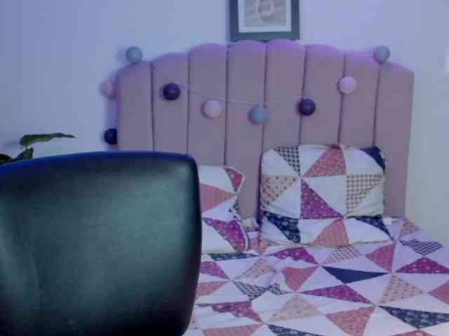EvansLx Live Webcam on BongaCams