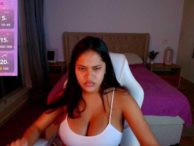 AmeliaEmmy live cam on BongaCams
