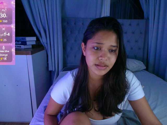 AmeliaEmmy live cam on BongaCams