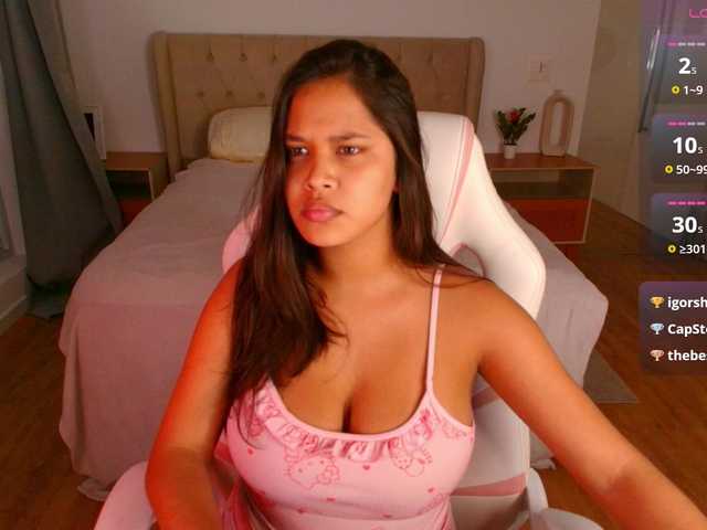 AmeliaEmmy live cam on BongaCams