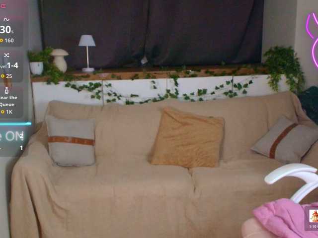 AmeliaEmmy live cam on BongaCams