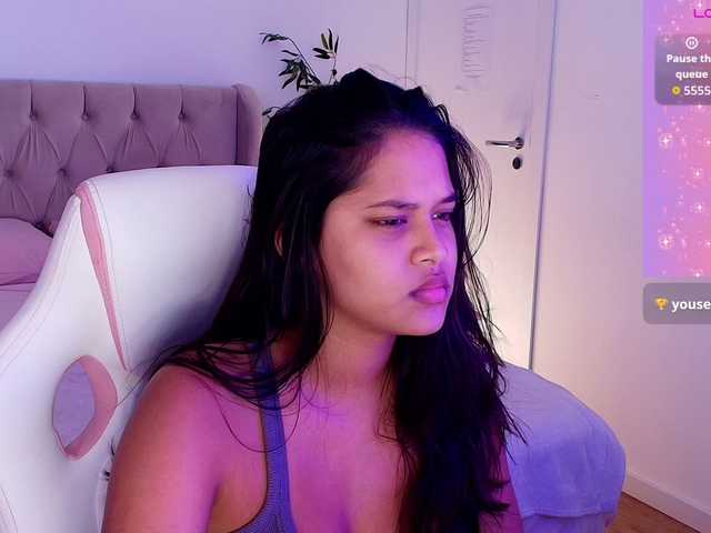 AmeliaEmmy live cam on BongaCams