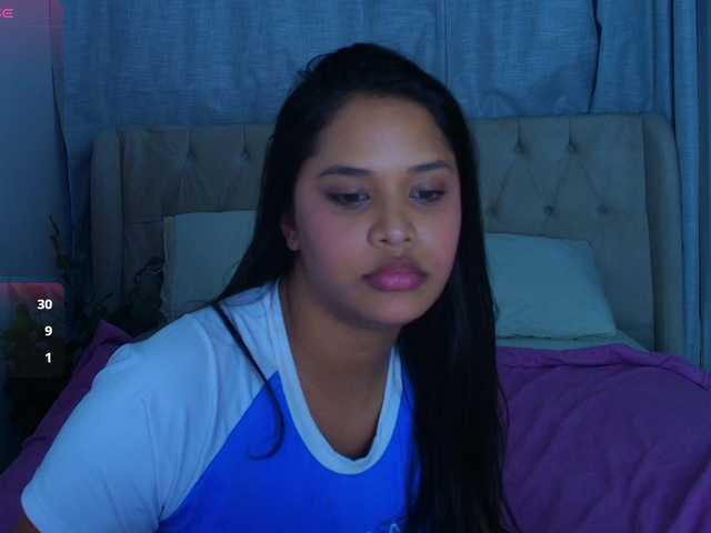 AmeliaEmmy live cam on BongaCams