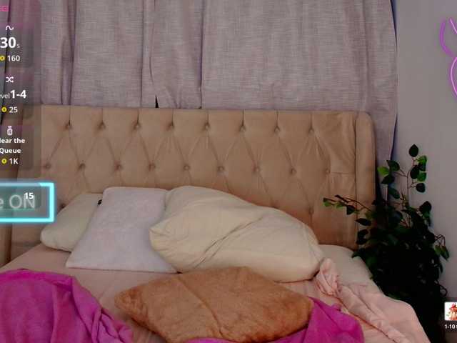 AmeliaEmmy live cam on BongaCams