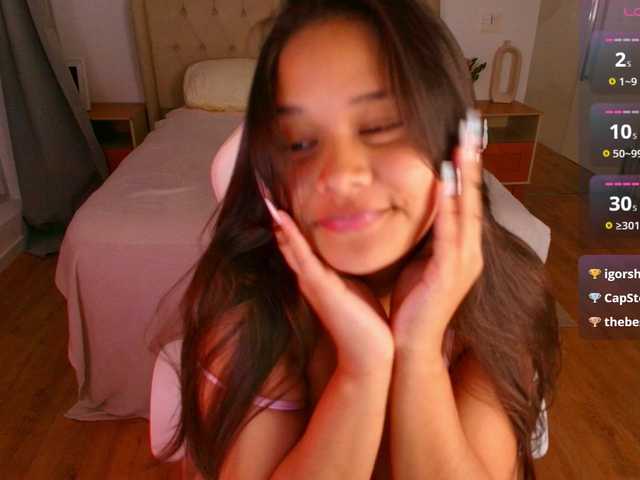 AmeliaEmmy live cam on BongaCams