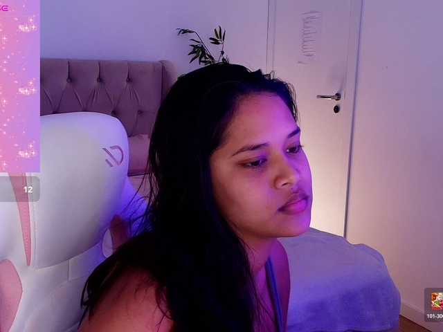 AmeliaEmmy live cam on BongaCams