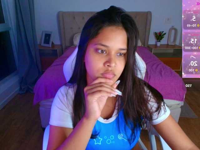 AmeliaEmmy live cam on BongaCams