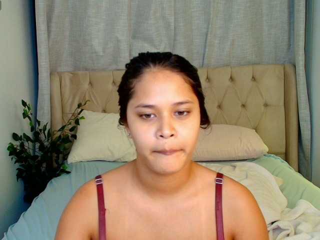 AmeliaEmmy live cam on BongaCams