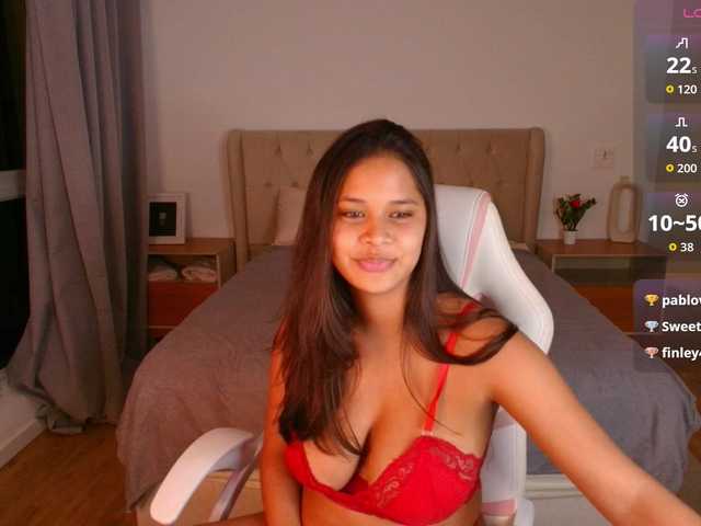 AmeliaEmmy live cam on BongaCams