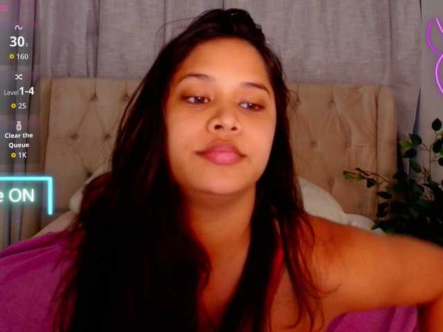 AmeliaEmmy live cam on BongaCams