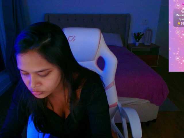 AmeliaEmmy live cam on BongaCams