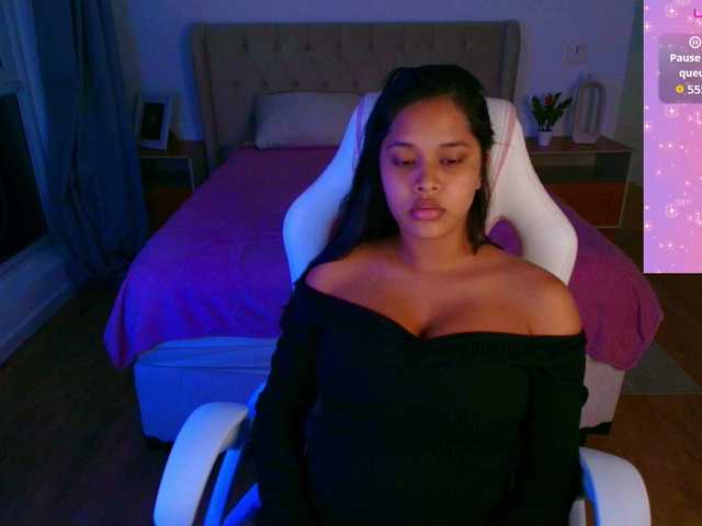 AmeliaEmmy live cam on BongaCams