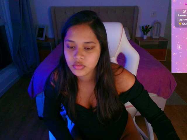 AmeliaEmmy live cam on BongaCams