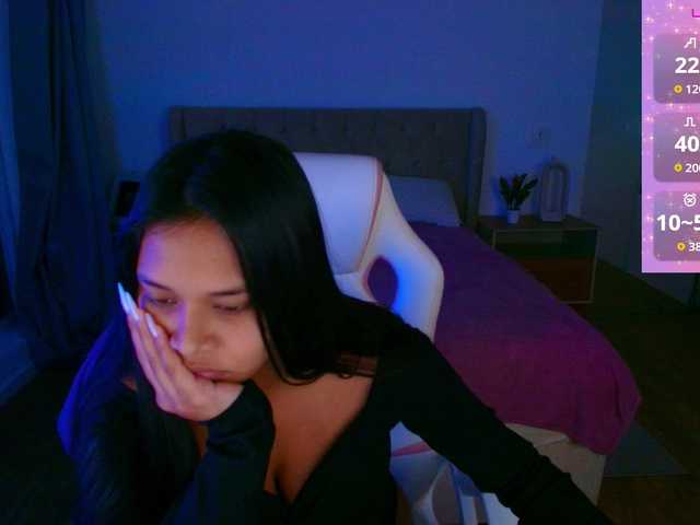 AmeliaEmmy live cam on BongaCams