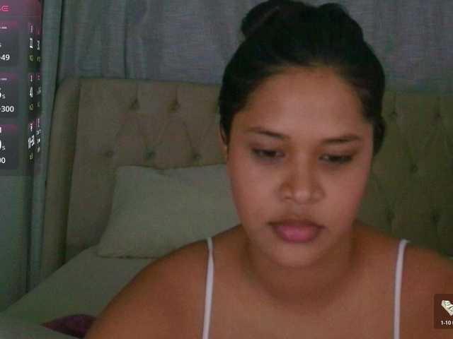 AmeliaEmmy live cam on BongaCams