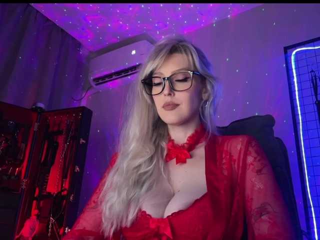 Miss-Liya live webcam show