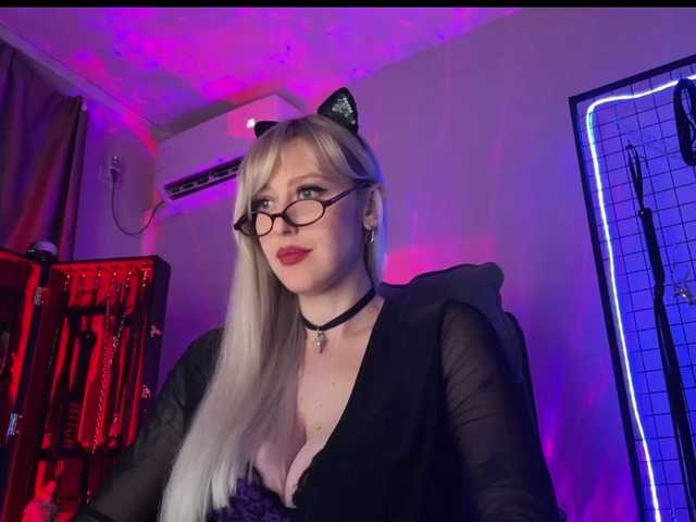 Miss-Liya live webcam show