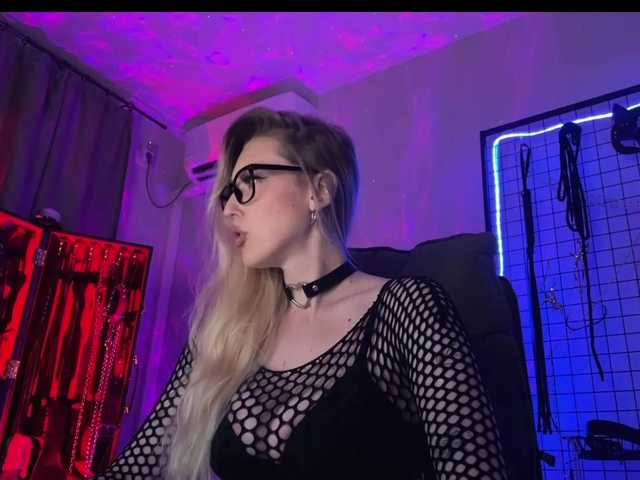 Miss-Liya live cam on BongaCams