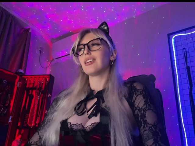 Miss-Liya live webcam show