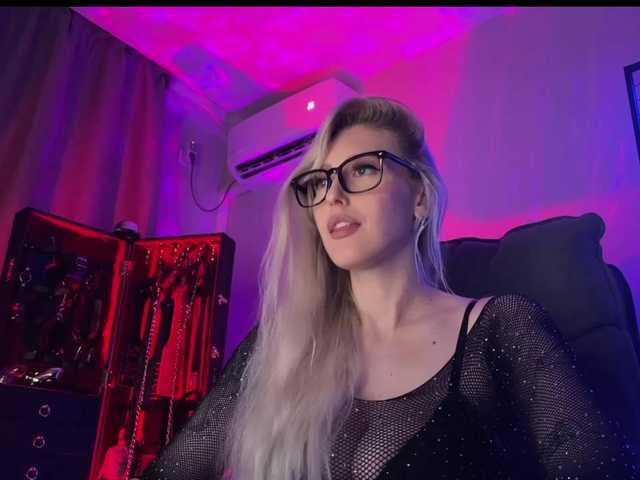 Miss-Liya live cam on BongaCams