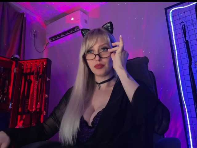 Miss-Liya live webcam show