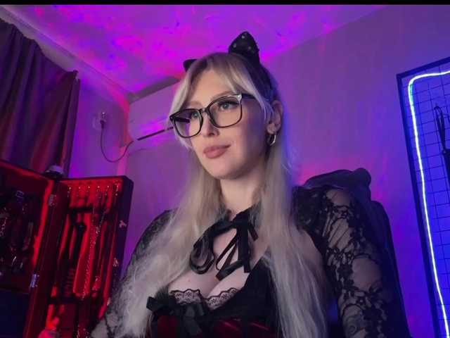 Miss-Liya live webcam show