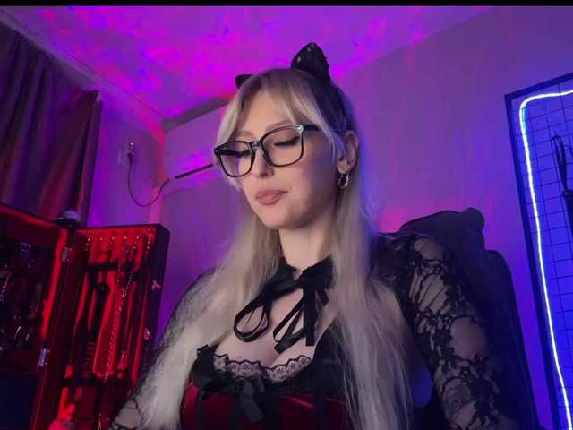Miss-Liya live webcam show