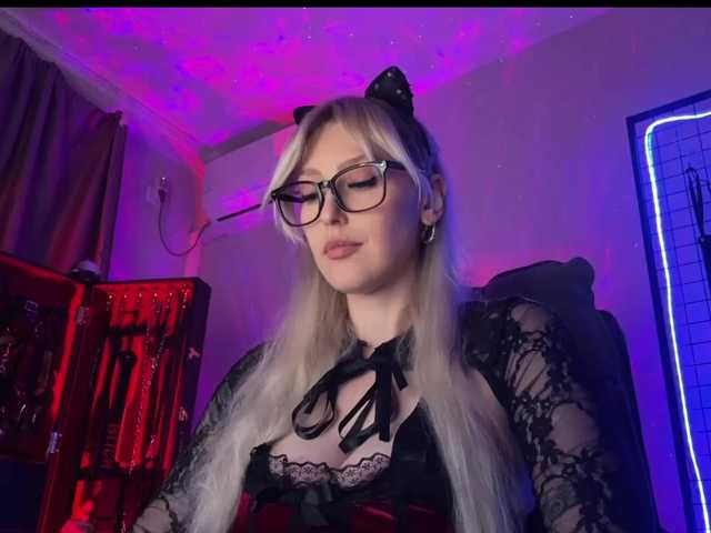 Miss-Liya live webcam show