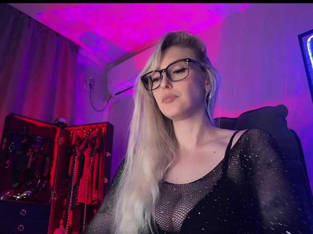 Miss-Liya live cam on BongaCams