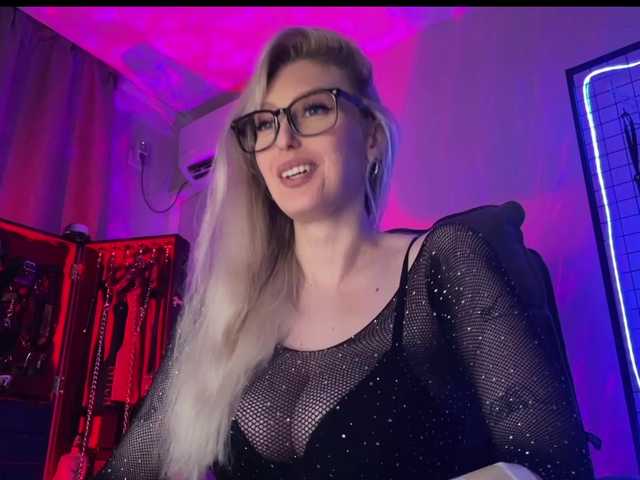 Miss-Liya live webcam show